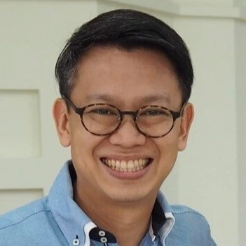 Choo Wing Yee, esteemed Director of Cay Group PTE LTD, leading the company's growth & innovation in various industry sectors globally